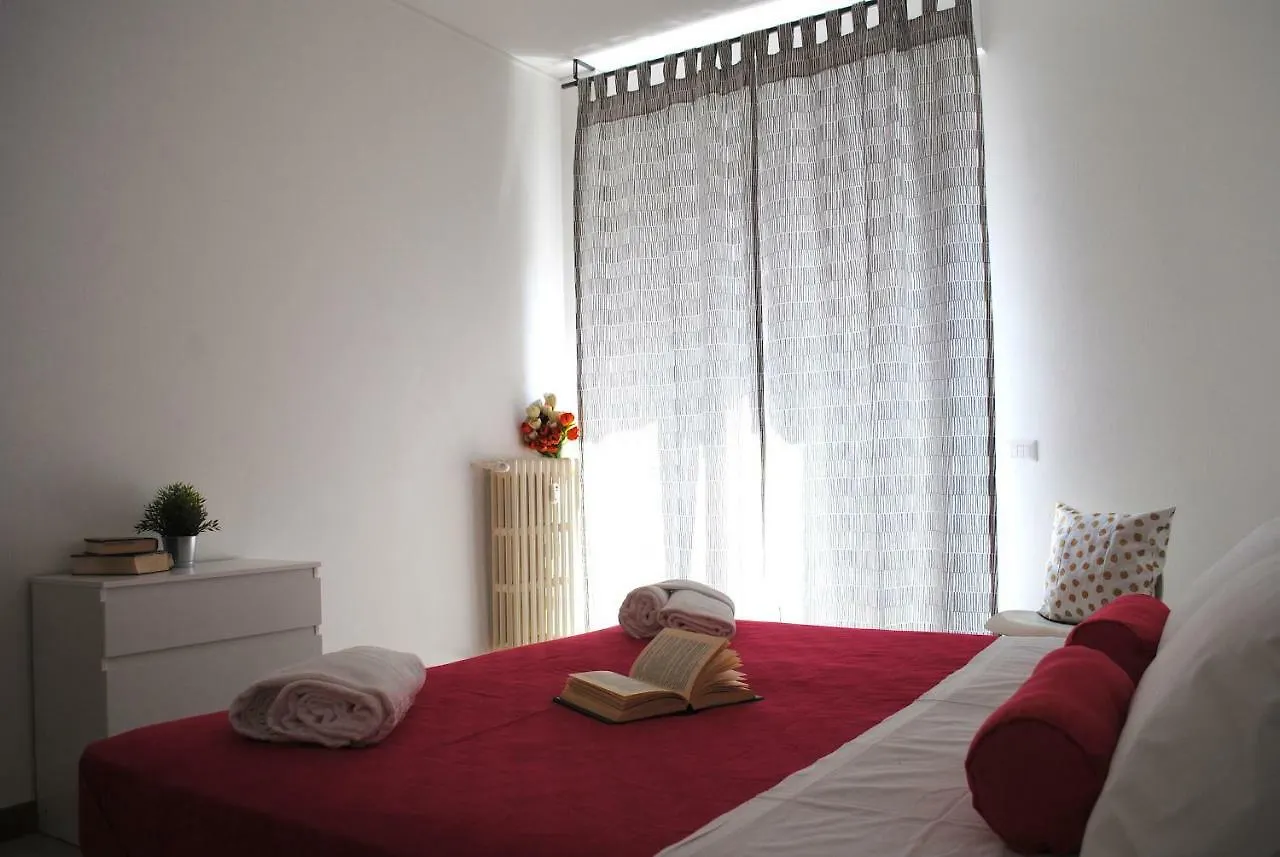 Bnbook - Galbiati Flat Lissone 0*,  Italien